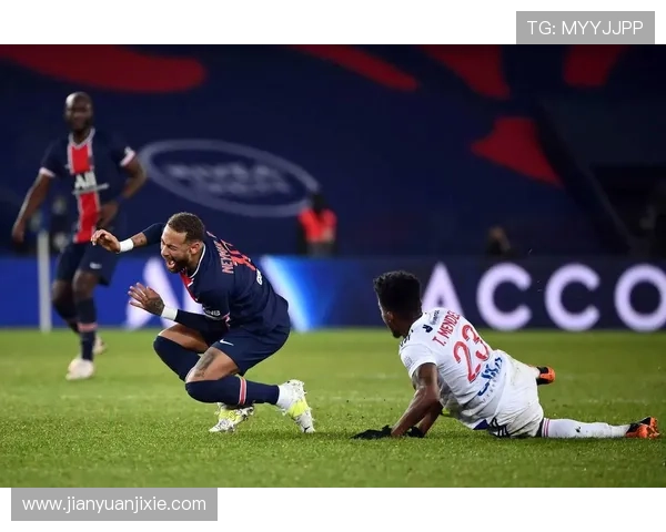 梅西领衔巴黎圣日耳曼逆袭大胜 尤文图斯与AC米兰紧张竞争欧冠资格